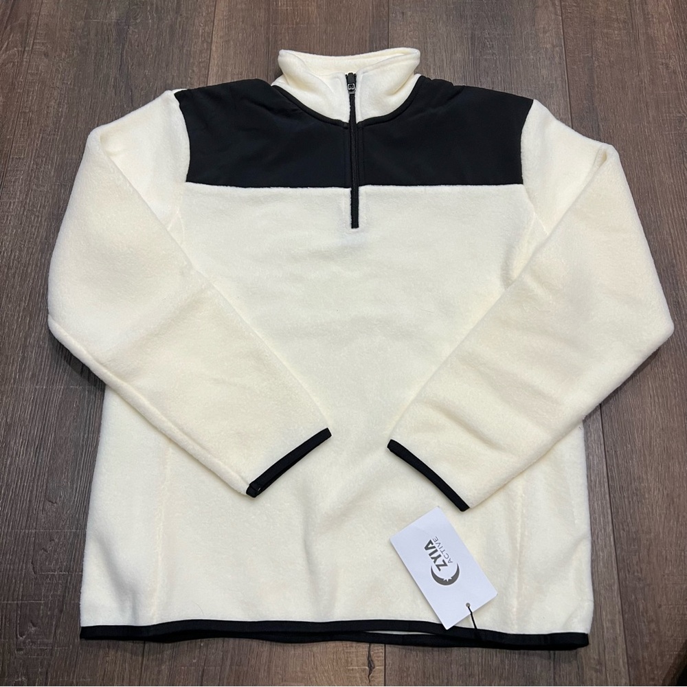 New Zyia cream fleece 1/4 zip fleece